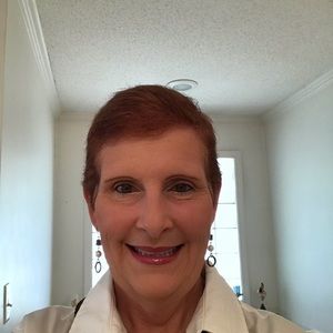 Meet your Posher, Simone